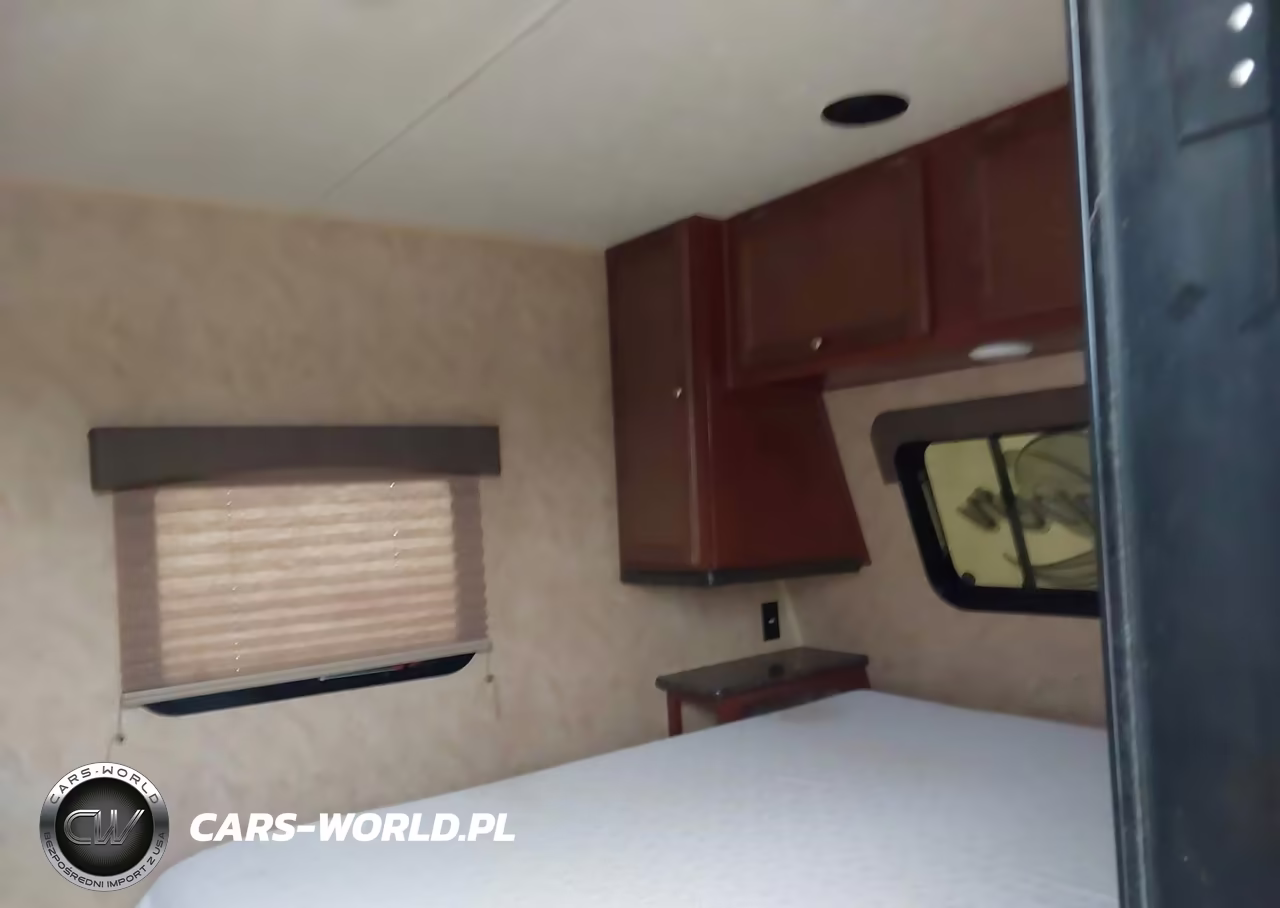 2016 Forest River Other VIN:5ZT2CWFCXG5108500 - 8