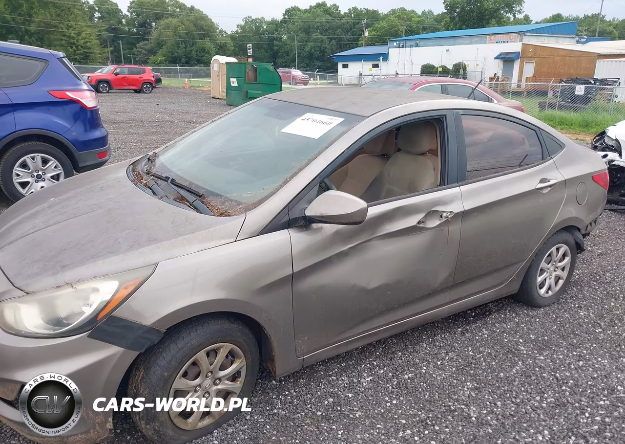 2014 Hyundai Accent Gls VIN:KMHCT4AE4EU673570 - 6