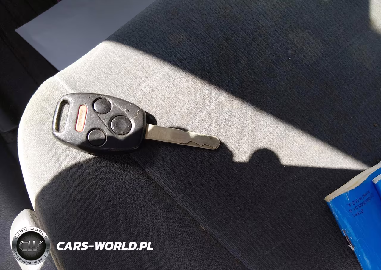 HONDA ACCORD VIN:1HGCM563X6A110476 - 11