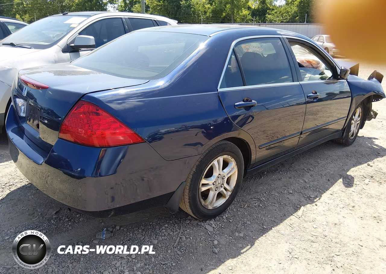 HONDA ACCORD VIN:1HGCM563X6A110476 - 4