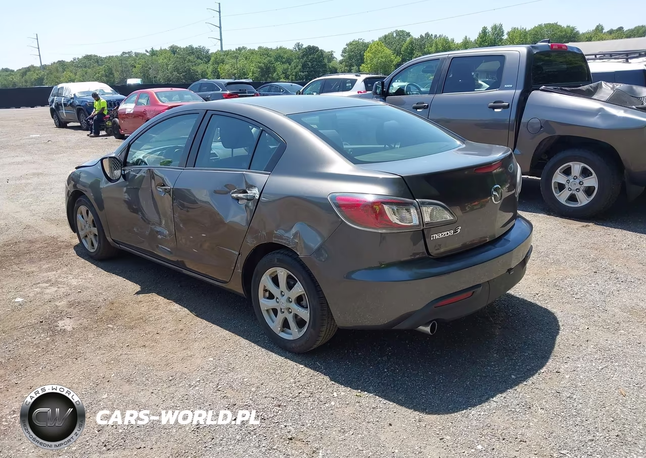2010 Mazda Mazda3 I Touring VIN:JM1BL1SFXA1169509 - 3