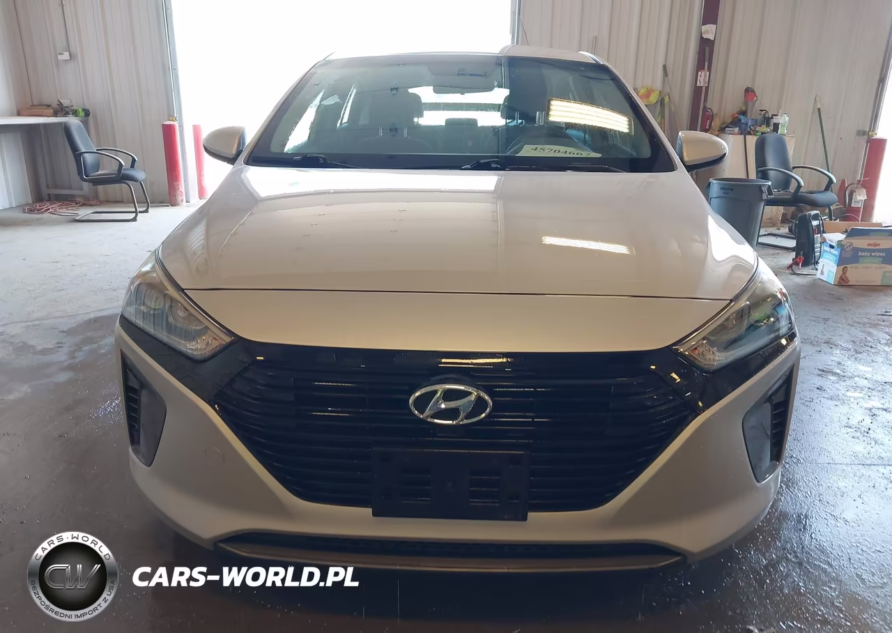 2018 Hyundai Ioniq Hybrid Blue VIN:KMHC65LC0JU075527 - 13
