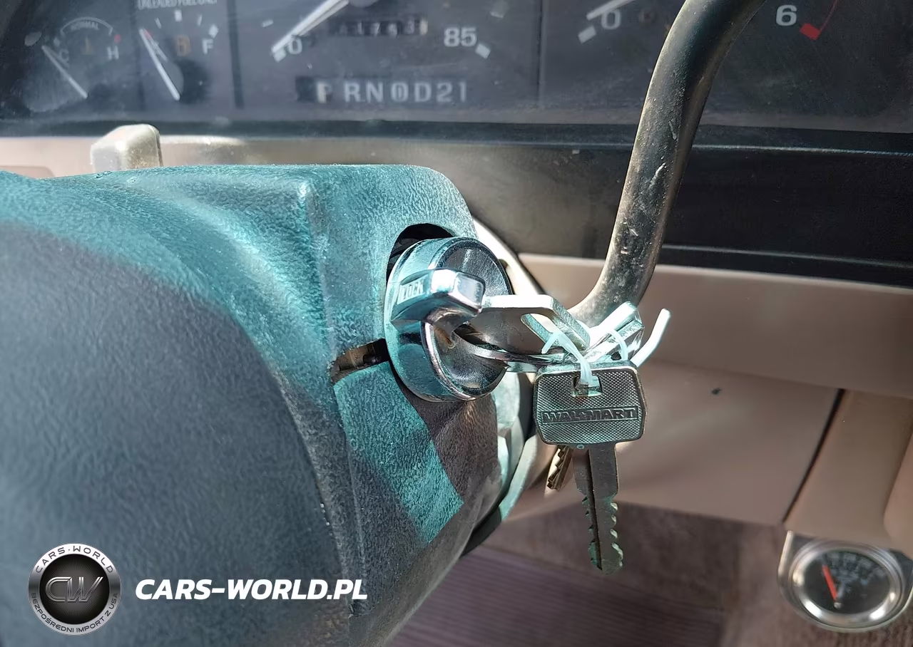 1992 Ford Explorer VIN:1FMDU34X1NUC11766 - 11