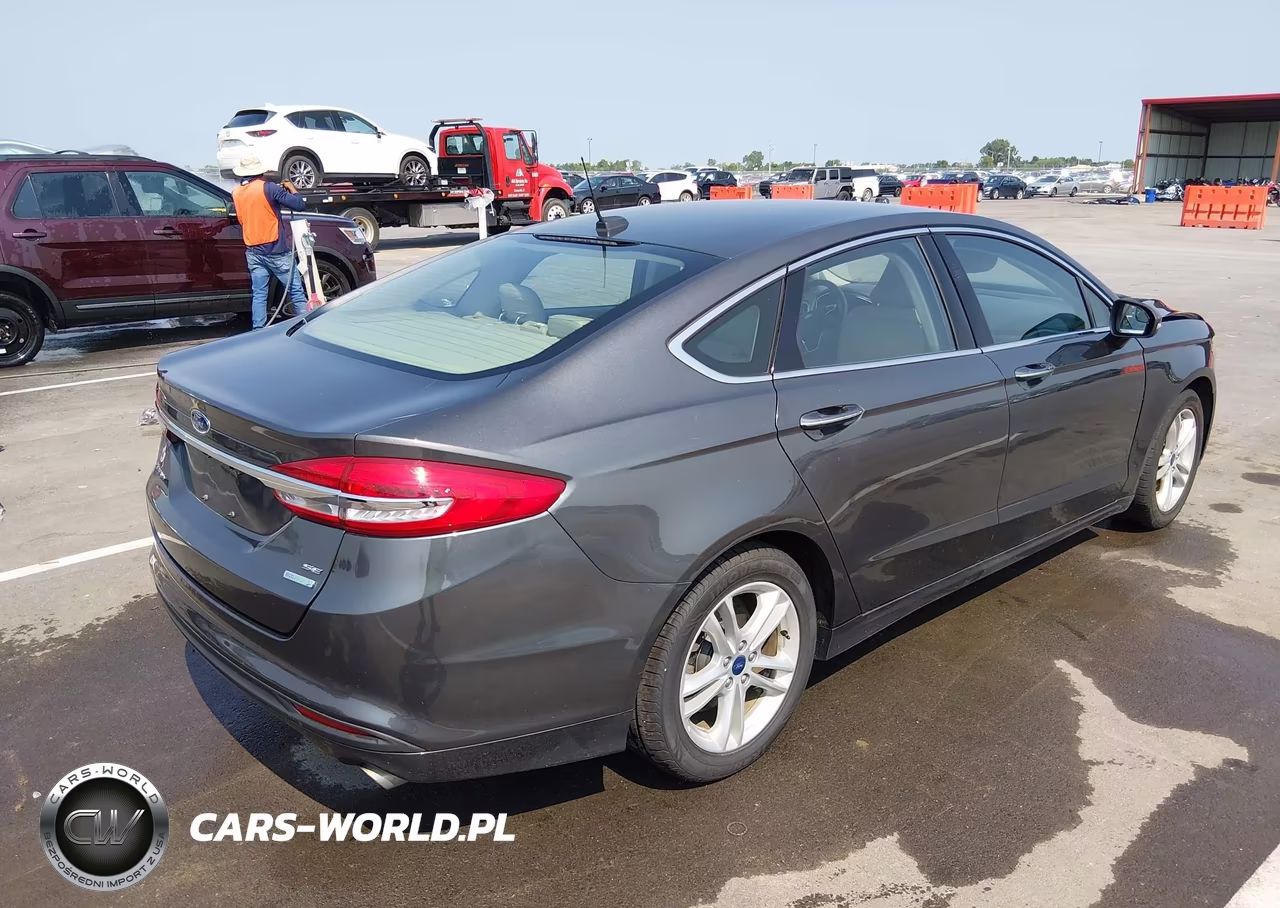 2018 Ford Fusion Se VIN:3FA6P0HD0JR182576 - 4