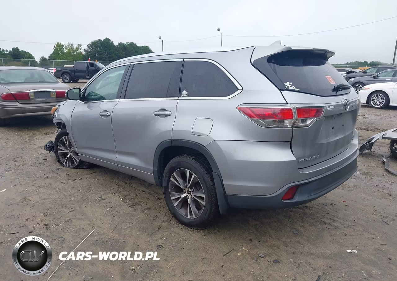 2016 Toyota Highlander Xle V6 VIN:5TDJKRFH8GS356171 - 3