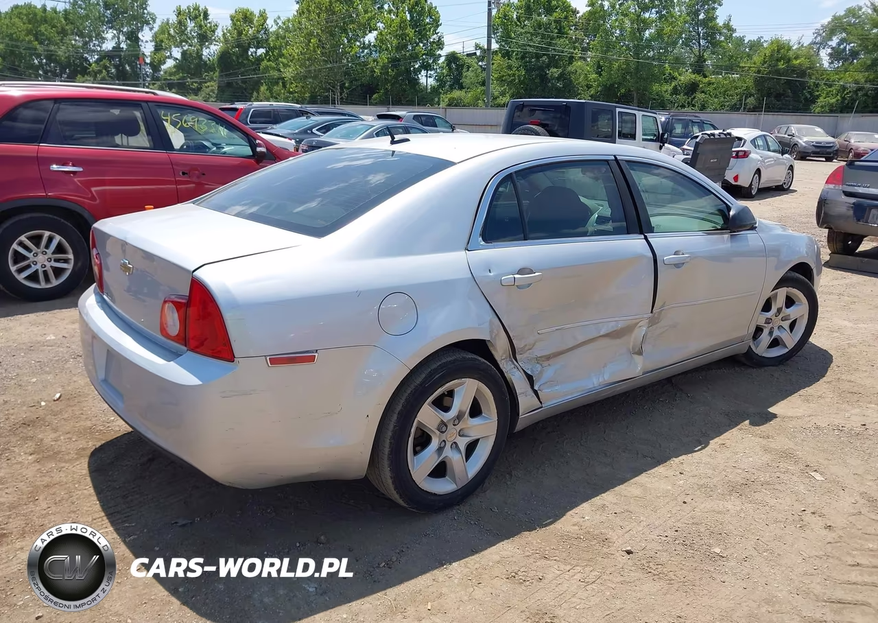 2011 Chevrolet Malibu Ls VIN:1G1ZB5E14BF170192 - 4