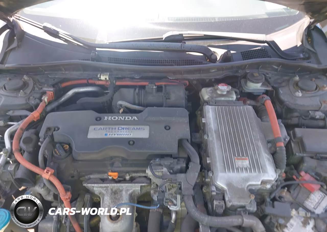 2015 Honda Accord Hybrid Touring VIN:1HGCR6F71FA009093 - 10