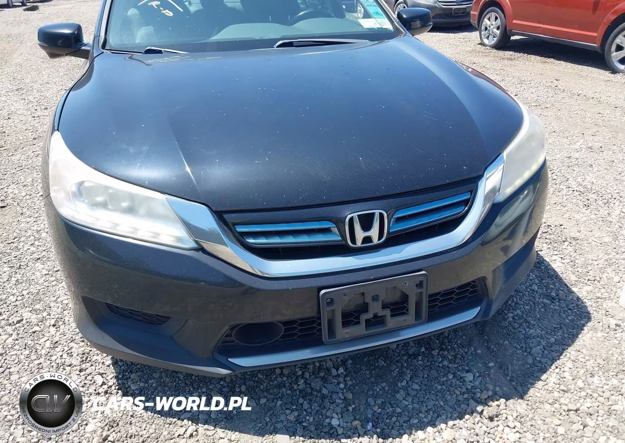 2015 Honda Accord Hybrid Touring VIN:1HGCR6F71FA009093 - 6