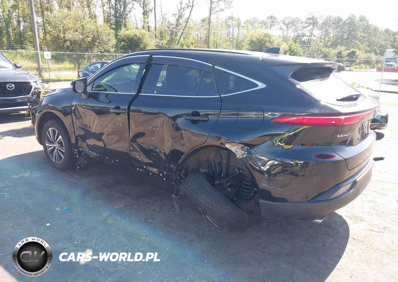 2023 Toyota Venza Le VIN:JTEAAAAH1PJ130655 - 3