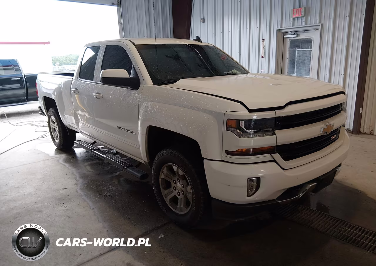 2018 Chevrolet Silverado 1500 2Lt – zdjęcie 1 z 17