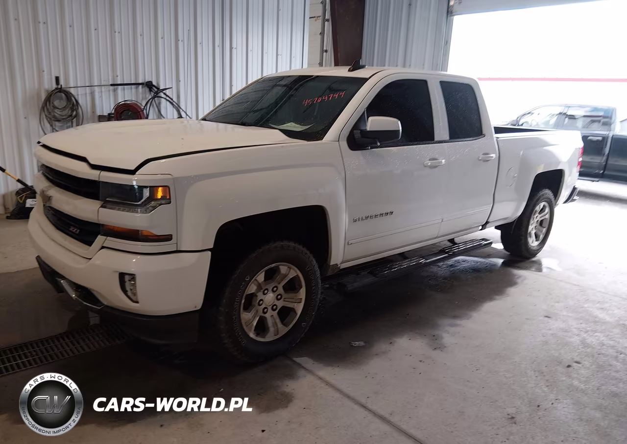2018 Chevrolet Silverado 1500 2Lt VIN:1GCVKREC3JZ265435 - 2