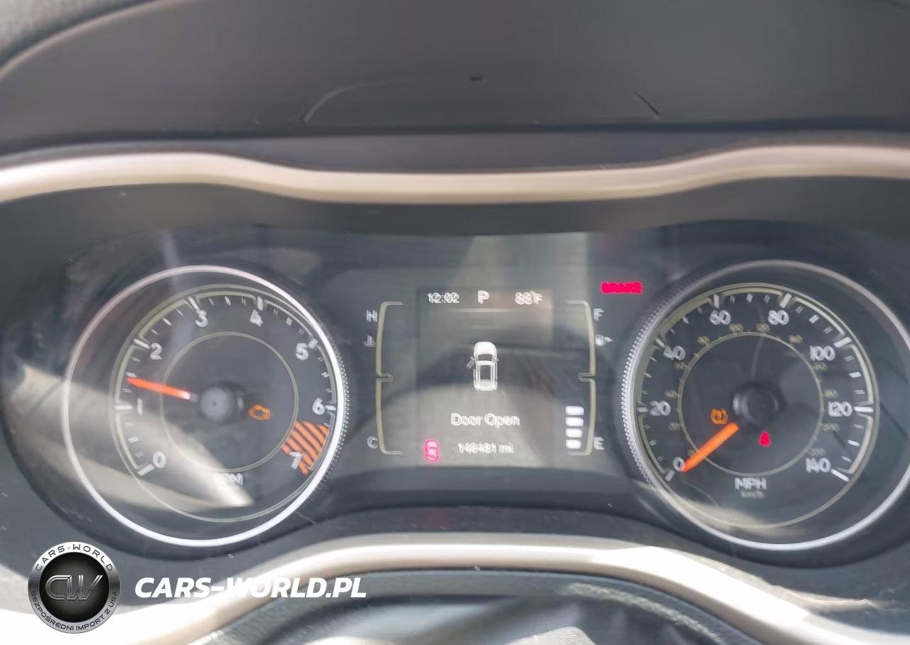 2015 Jeep Cherokee Latitude VIN:1C4PJMCB8FW635599 - 7