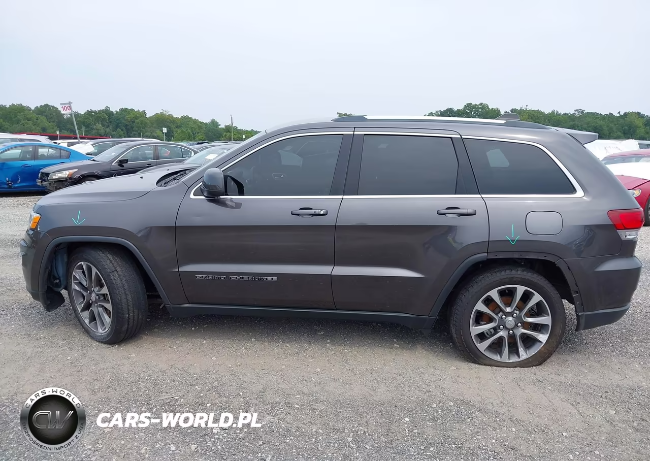 2021 Jeep Grand Cherokee Laredo E 4X4 VIN:1C4RJFAG3MC541468 - 14