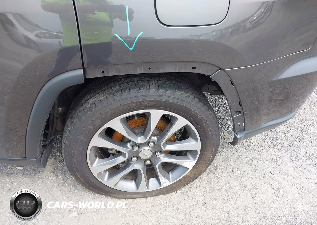 2021 Jeep Grand Cherokee Laredo E 4X4 VIN:1C4RJFAG3MC541468 - 6
