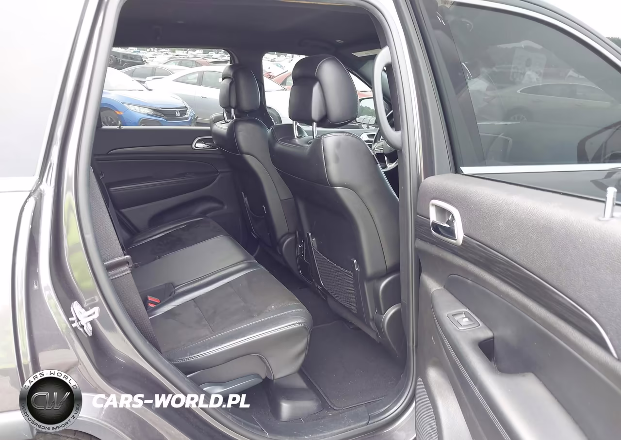 2021 Jeep Grand Cherokee Laredo E 4X4 VIN:1C4RJFAG3MC541468 - 8