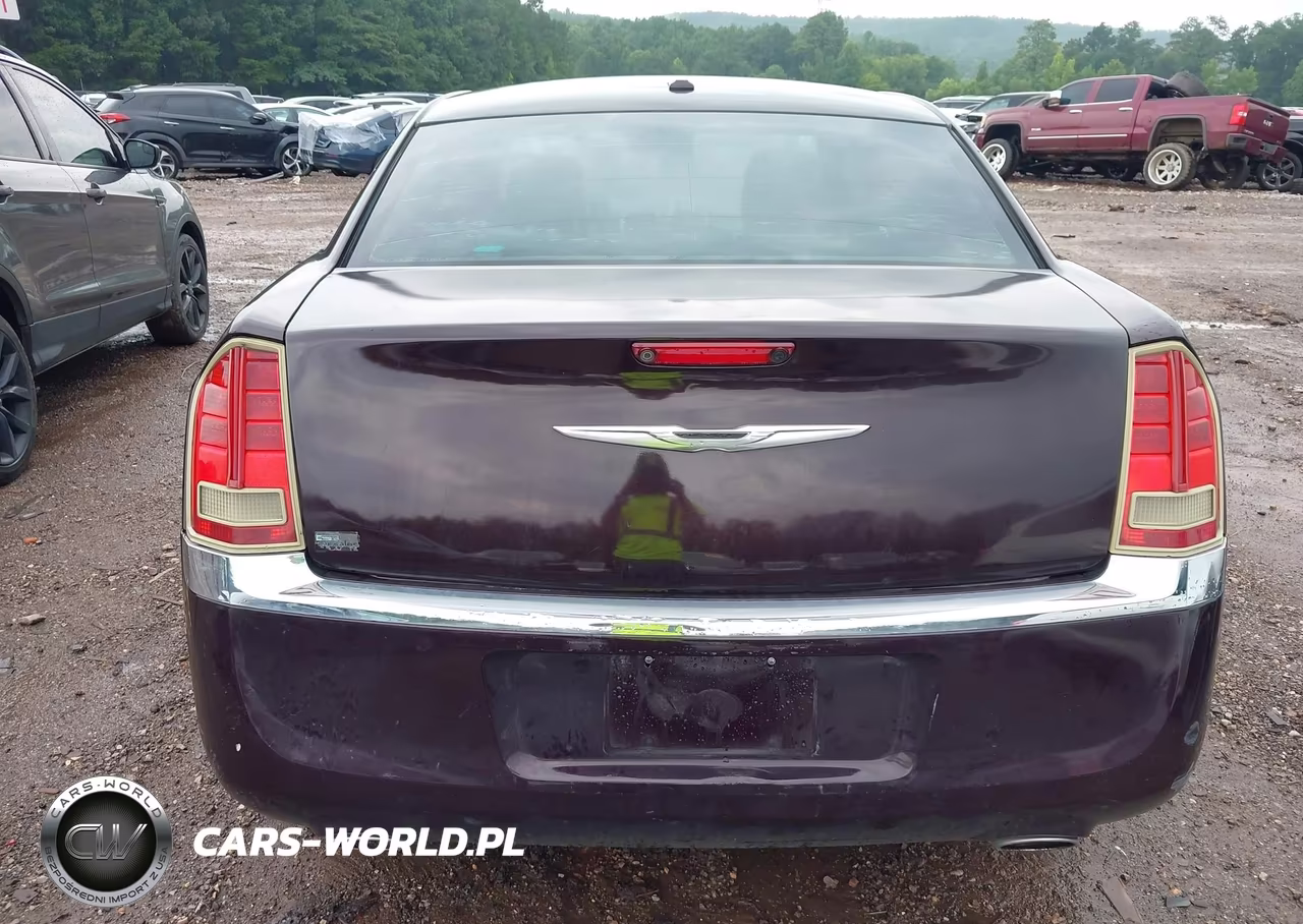 2012 Chrysler 300 Limited VIN:2C3CCACG4CH224184 - 16