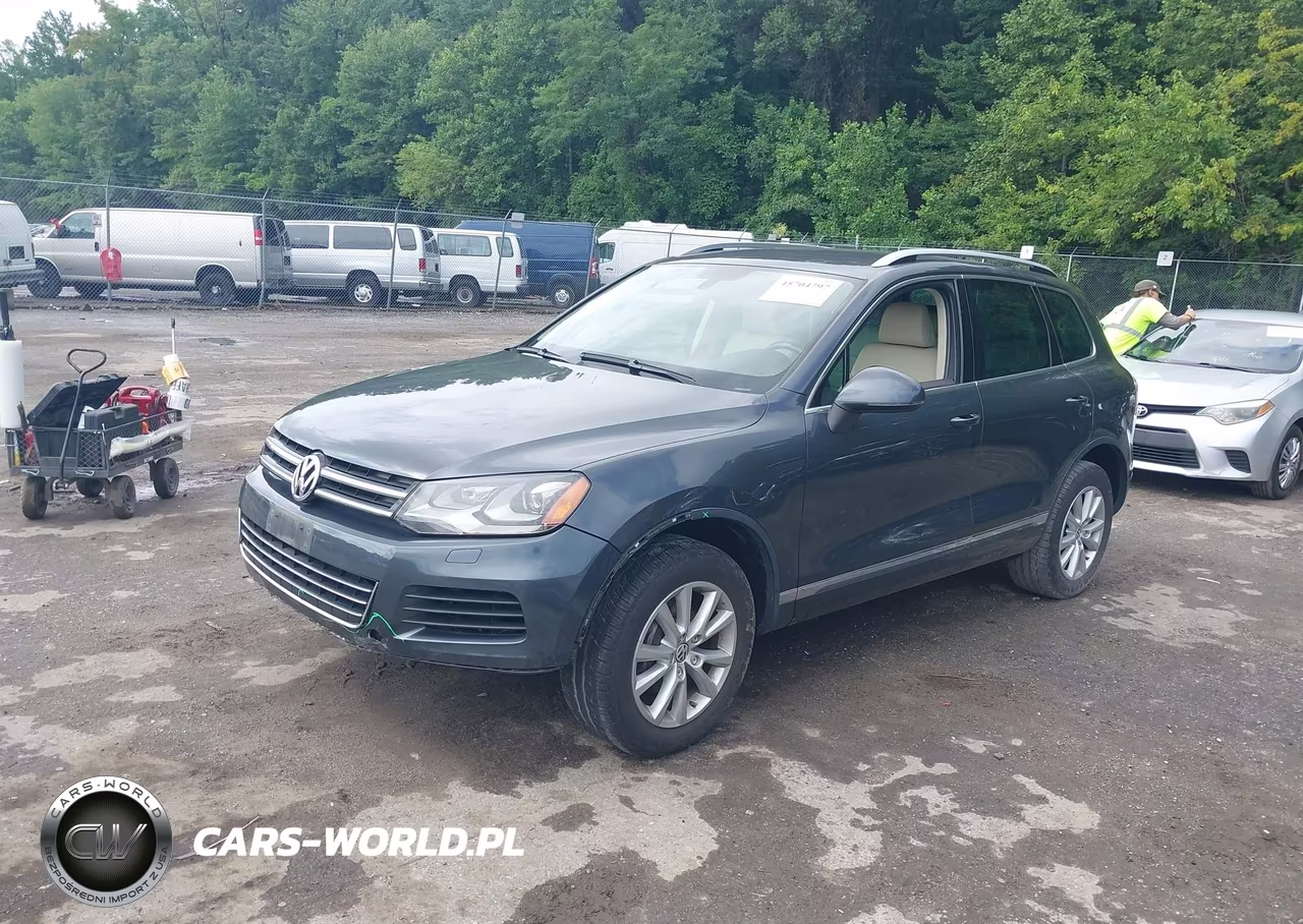 2014 Volkswagen Touareg 3.6L Sport VIN:WVGEF9BP0ED001762 - 2