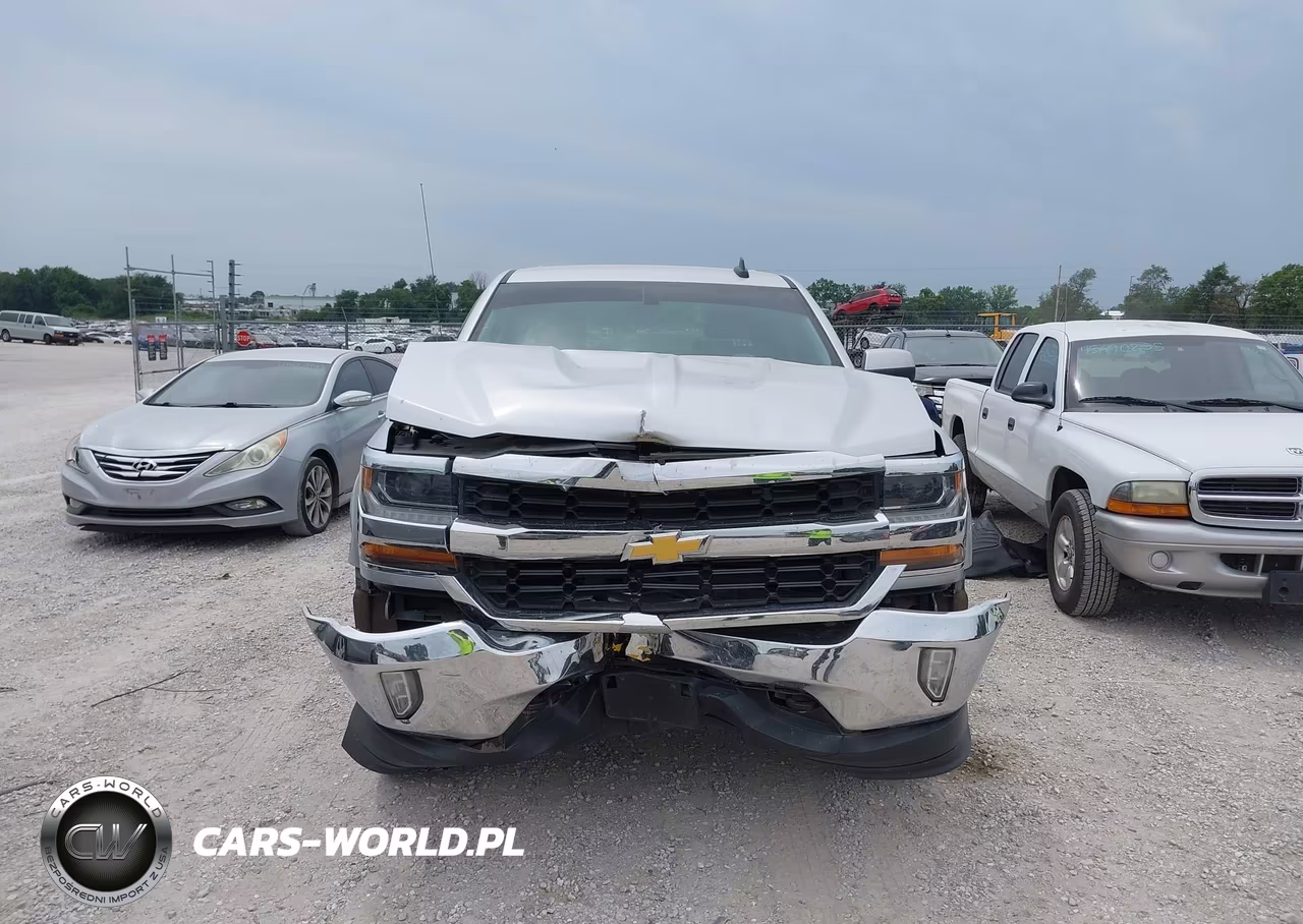 2018 Chevrolet Silverado 1500 1Lt VIN:3GCUKREC0JG501907 - 12