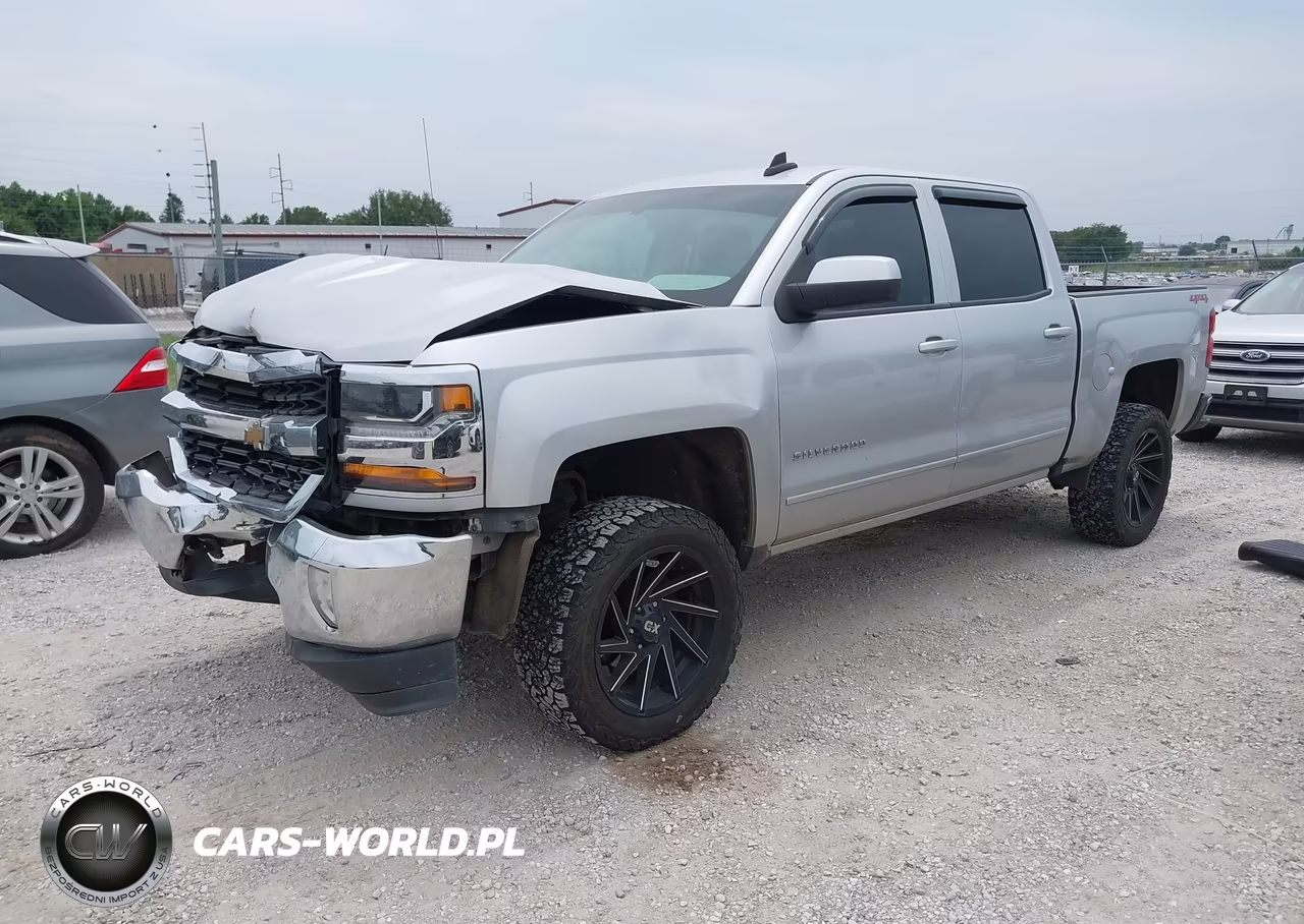 2018 Chevrolet Silverado 1500 1Lt VIN:3GCUKREC0JG501907 - 2