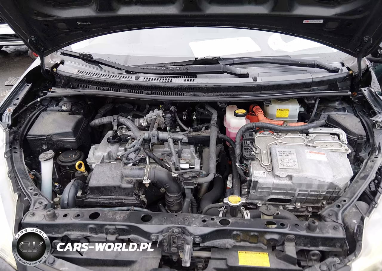 2012 Toyota Prius C One VIN:JTDKDTB34C1021938 - 10