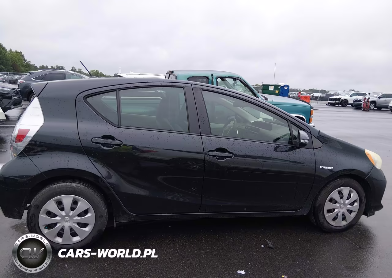 2012 Toyota Prius C One VIN:JTDKDTB34C1021938 - 13
