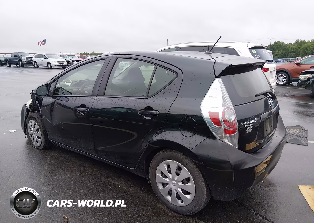 2012 Toyota Prius C One VIN:JTDKDTB34C1021938 - 3
