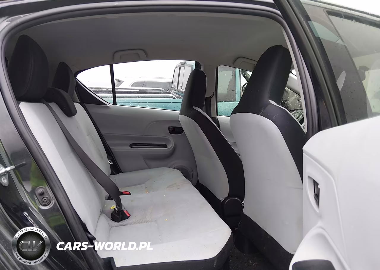 2012 Toyota Prius C One VIN:JTDKDTB34C1021938 - 8