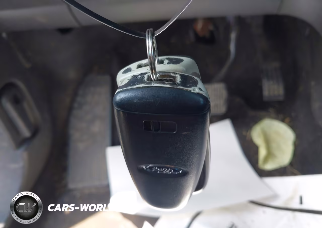 2016 Ford Escape Titanium VIN:1FMCU0JX3GUB43679 - 11