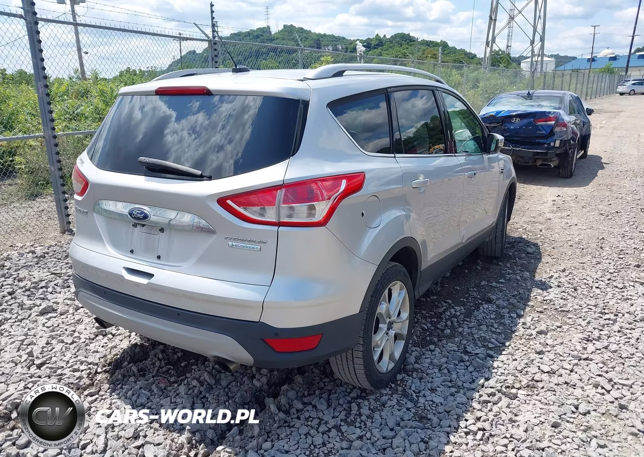 2016 Ford Escape Titanium VIN:1FMCU0JX3GUB43679 - 4