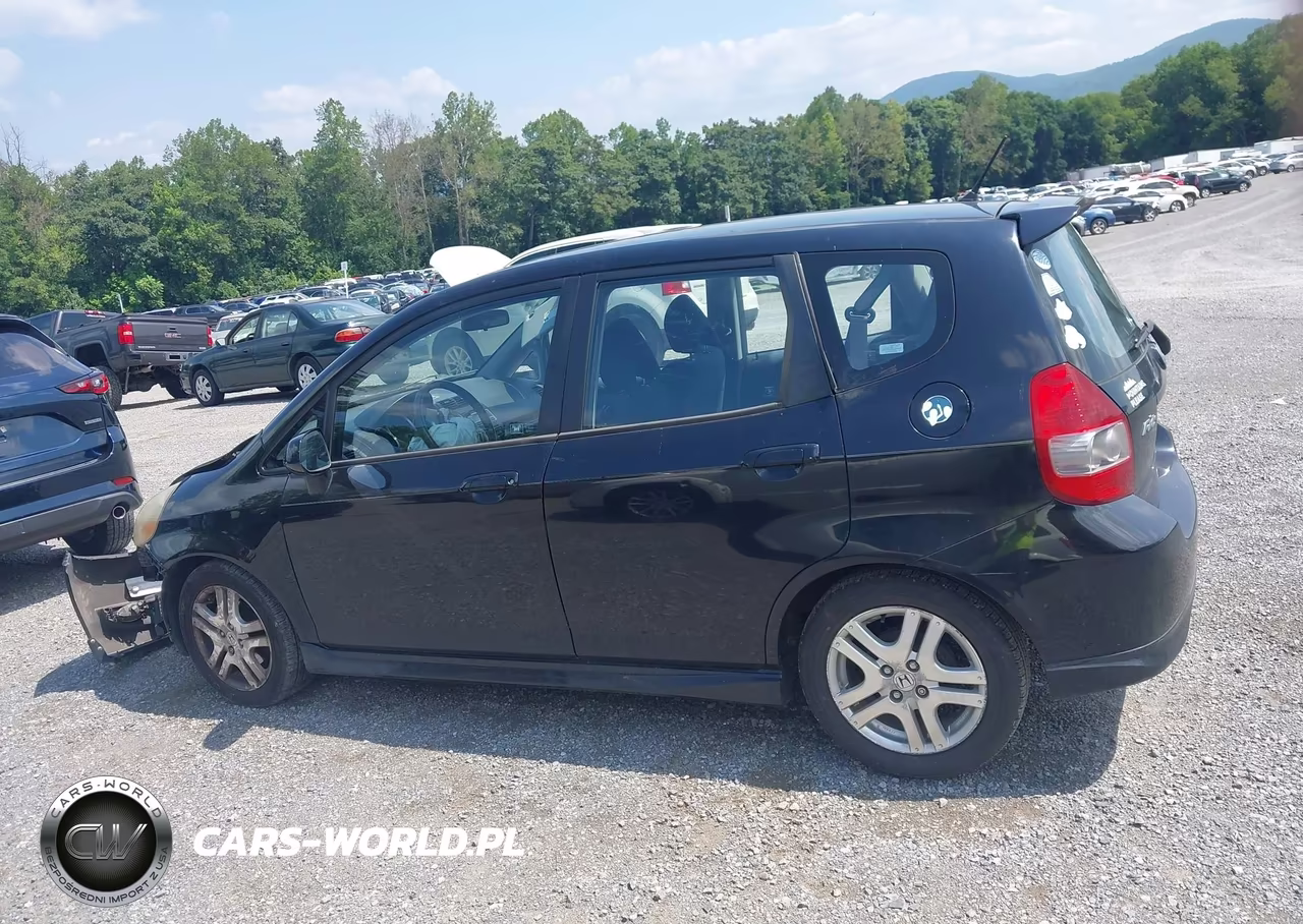 2007 Honda Fit Sport VIN:JHMGD38617S028304 - 15