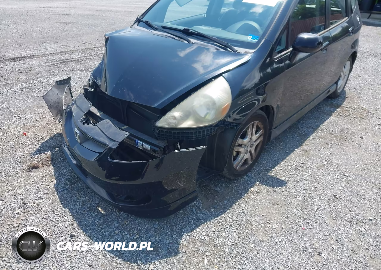 2007 Honda Fit Sport VIN:JHMGD38617S028304 - 6