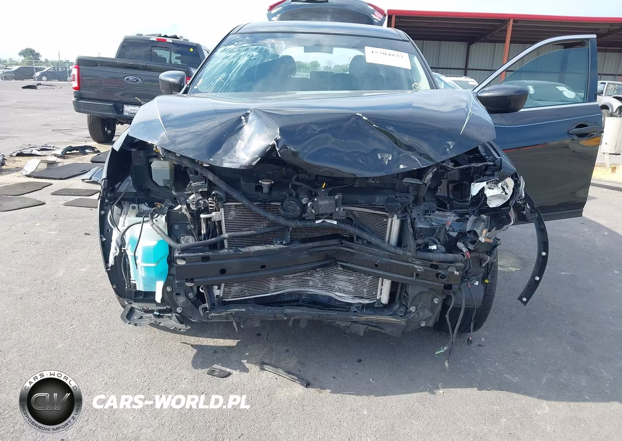 2018 Nissan Rogue S VIN:KNMAT2MVXJP515478 - 6
