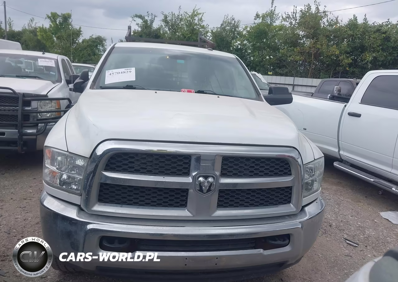2018 Ram 2500 Tradesman 4X4 8' Box VIN:3C6UR5HJ7JG378757 - 12