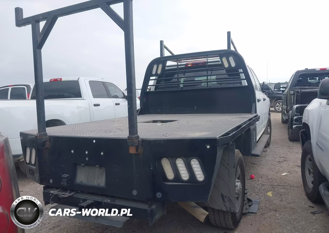 2018 Ram 2500 Tradesman 4X4 8' Box VIN:3C6UR5HJ7JG378757 - 16