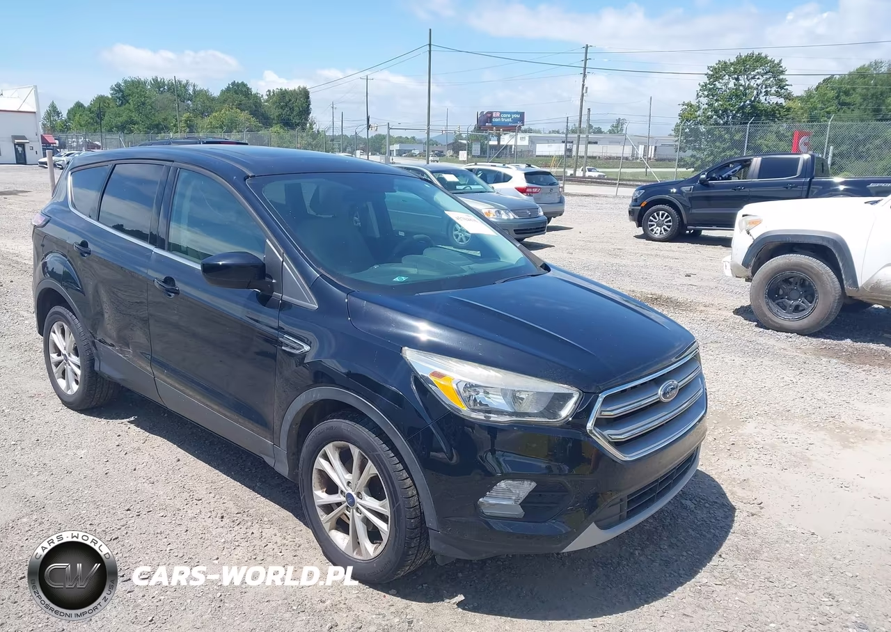 2017 Ford Escape Se VIN:1FMCU0GD9HUD25997 - 1