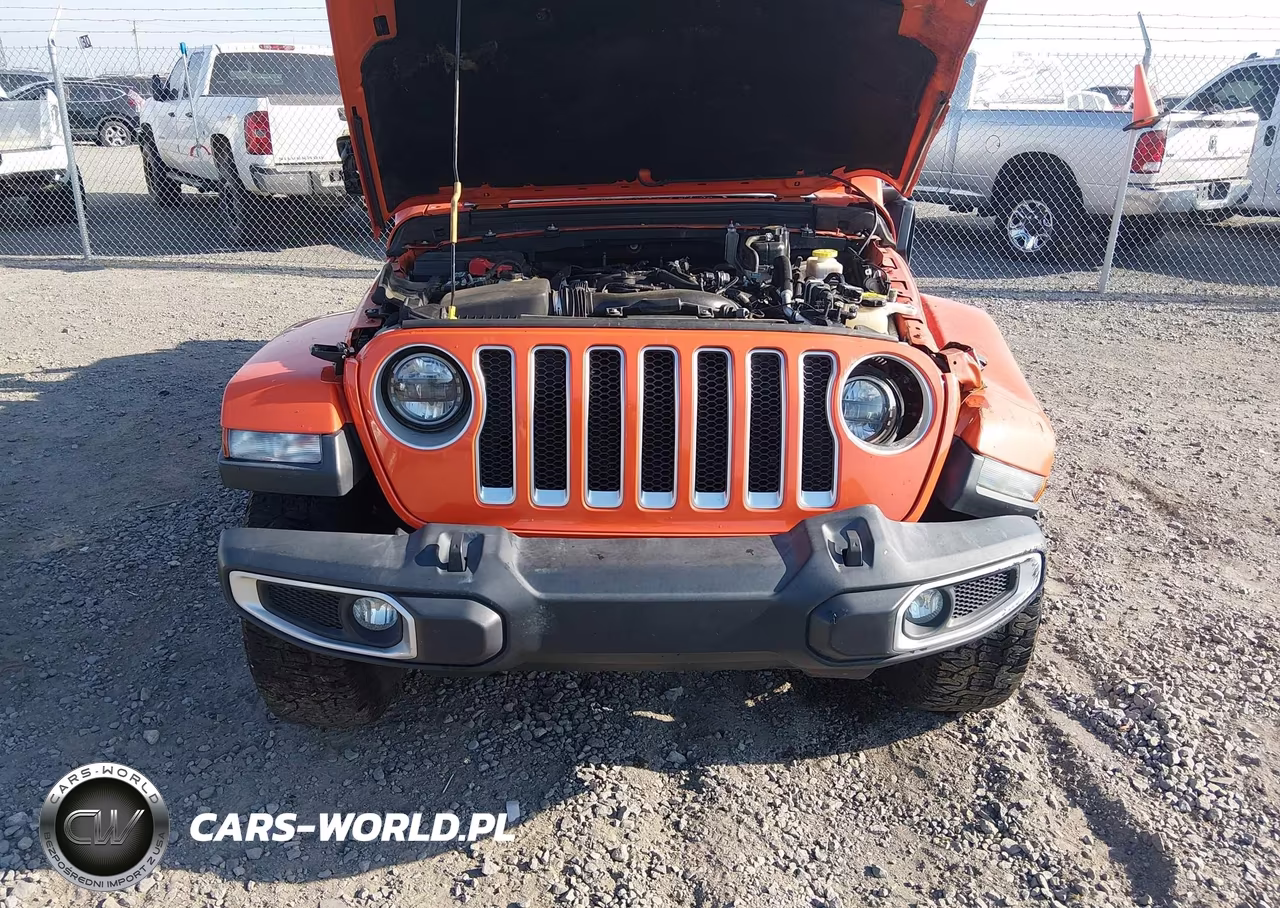 2020 Jeep Wrangler Unlimited Sahara 4X4 VIN:1C4HJXEN6LW181586 - 10