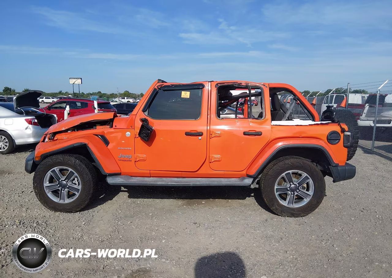 2020 Jeep Wrangler Unlimited Sahara 4X4 VIN:1C4HJXEN6LW181586 - 14