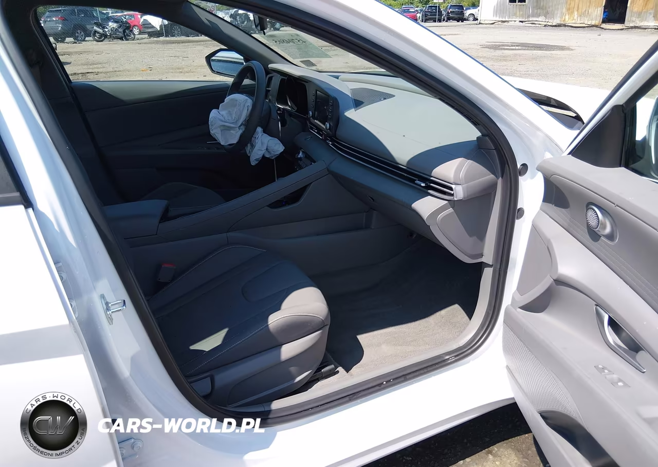 2023 Hyundai Elantra Hybrid Blue VIN:KMHLM4AJXPU060236 - 5