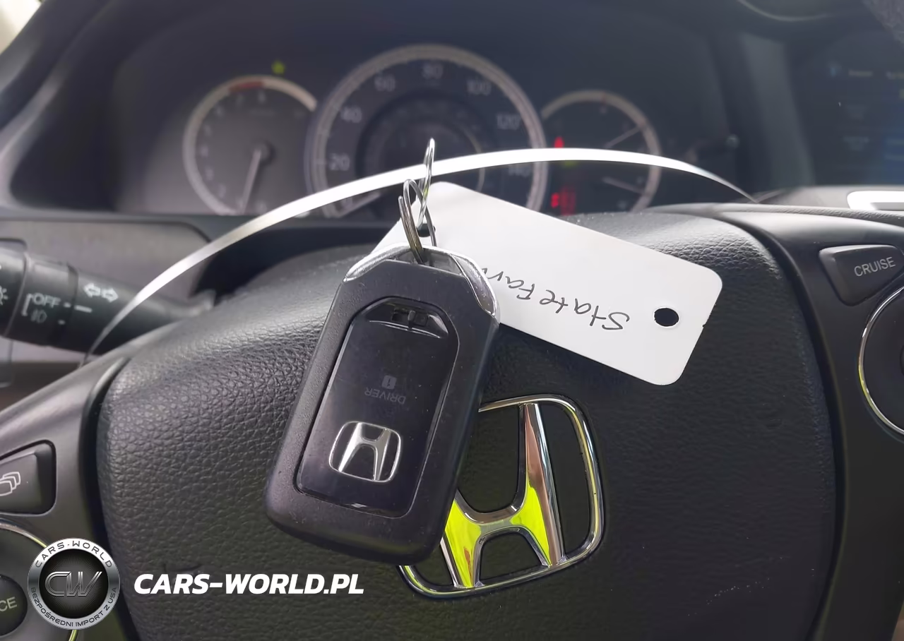 2015 Honda Accord Ex-L VIN:1HGCR2F82FA048079 - 11