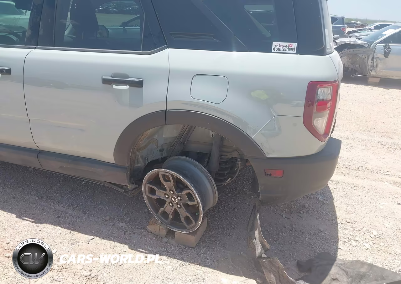 2021 Ford Bronco Sport Big Bend VIN:3FMCR9B63MRA15747 - 6
