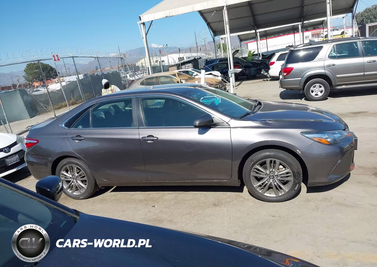 2017 Toyota Camry Se VIN:4T1BF1FK3HU697833 - 13