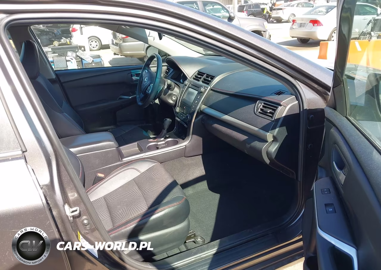 2017 Toyota Camry Se VIN:4T1BF1FK3HU697833 - 5
