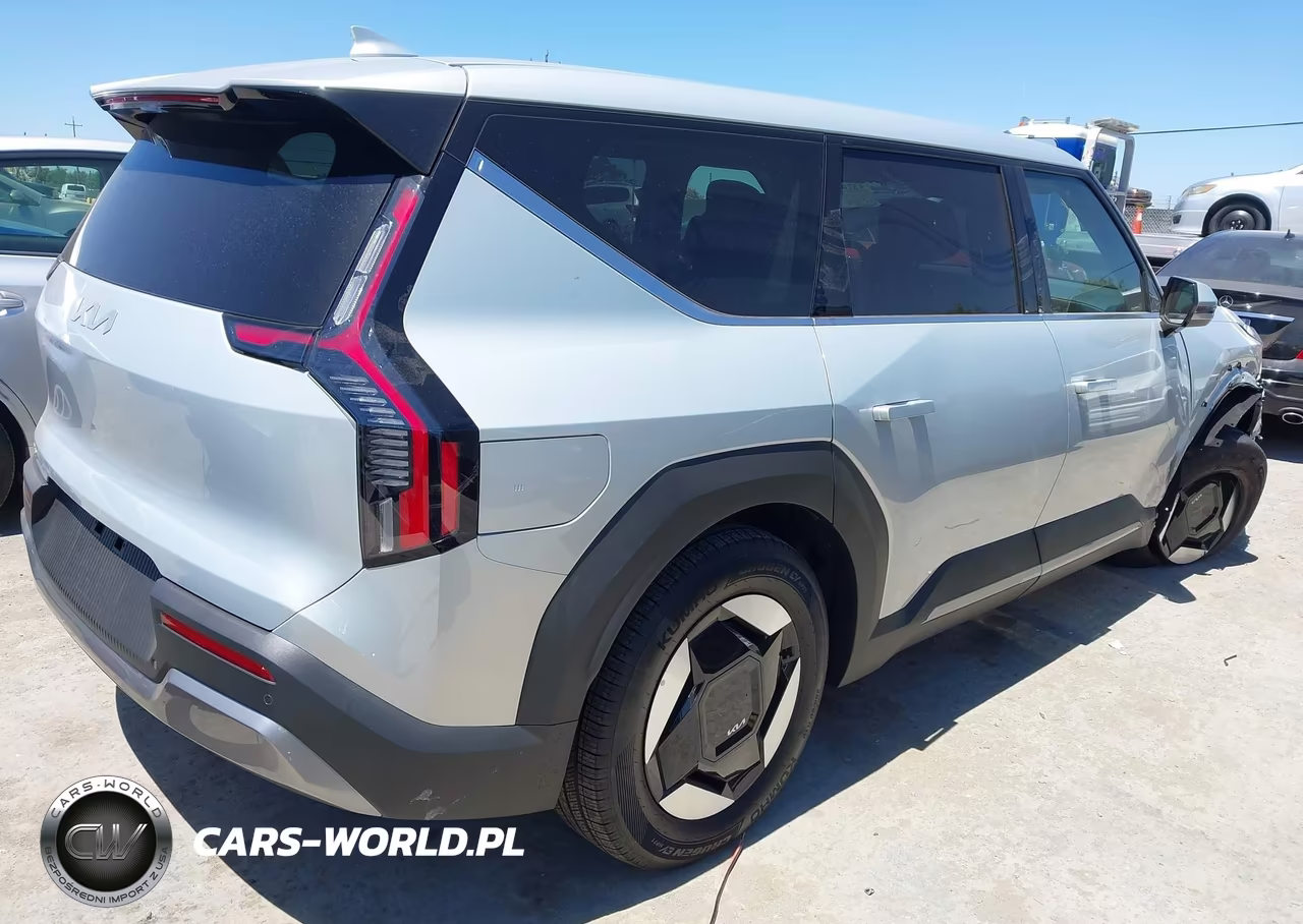 2026 Kia Ev9 Light Long Range VIN:5XYAB5S11TG023657 - 4