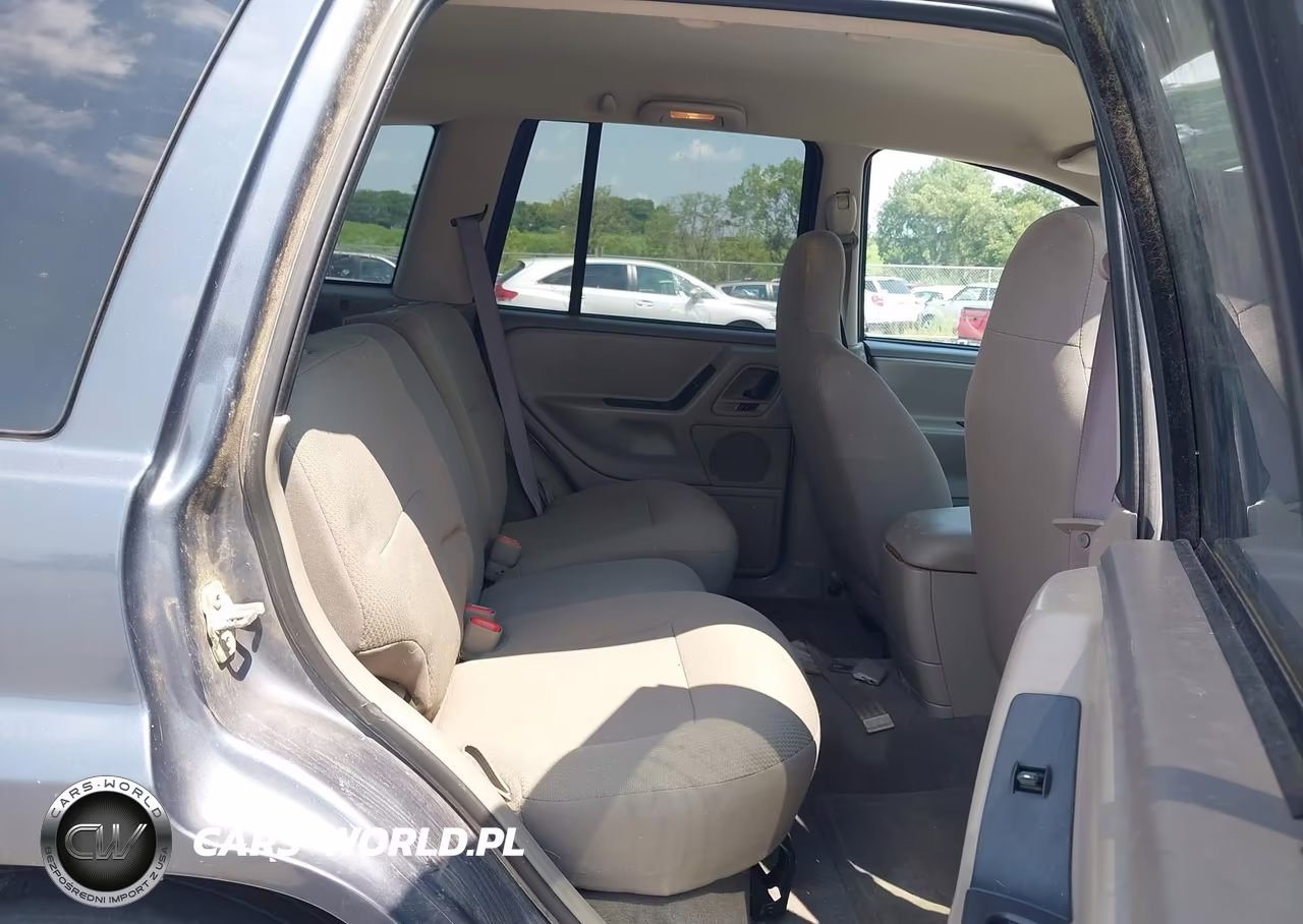 2004 Jeep Grand Cherokee Laredo-Columbia-Freedom VIN:1J4GW48SX4C363947 - 8
