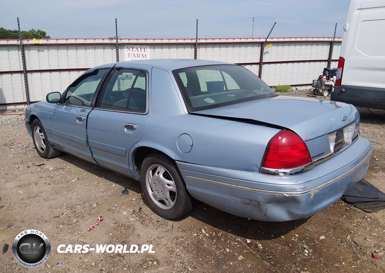 2000 Ford Crown Victoria VIN:2FAFP73W4YX177720 - 3