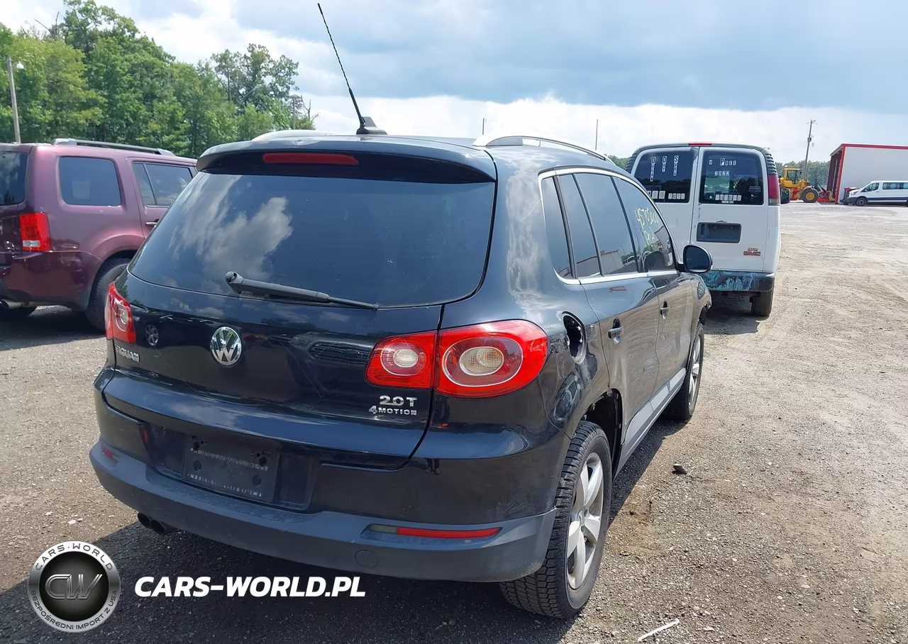 2010 Volkswagen Tiguan Wolfsburg Edition VIN:WVGBV7AX9AW515023 - 4