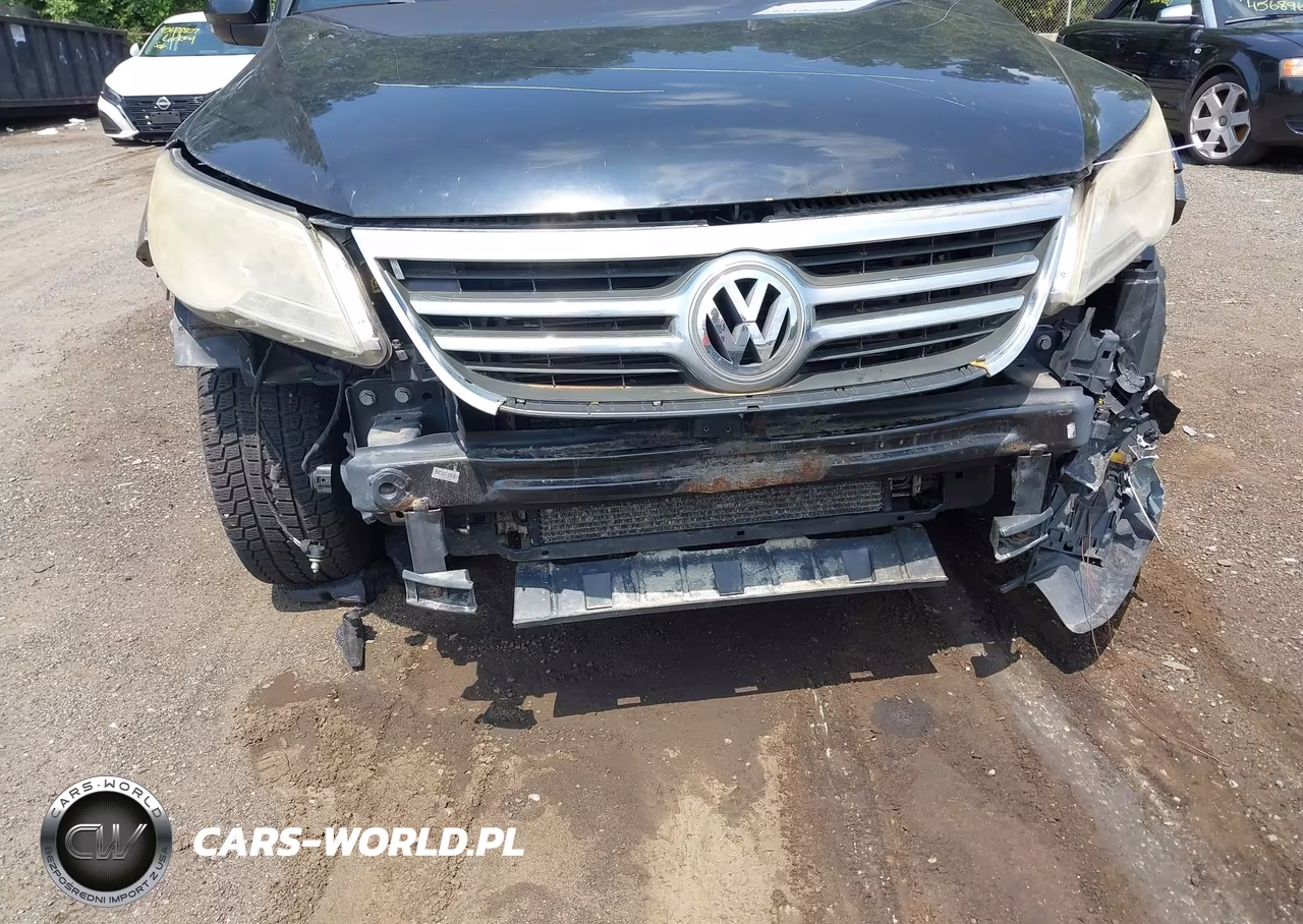2010 Volkswagen Tiguan Wolfsburg Edition VIN:WVGBV7AX9AW515023 - 6