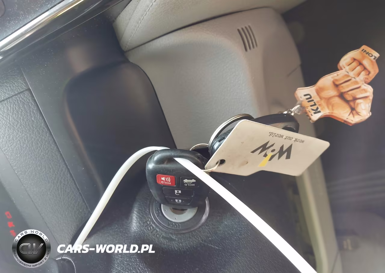 2014 Toyota Camry Le VIN:4T4BF1FK8ER353108 - 11