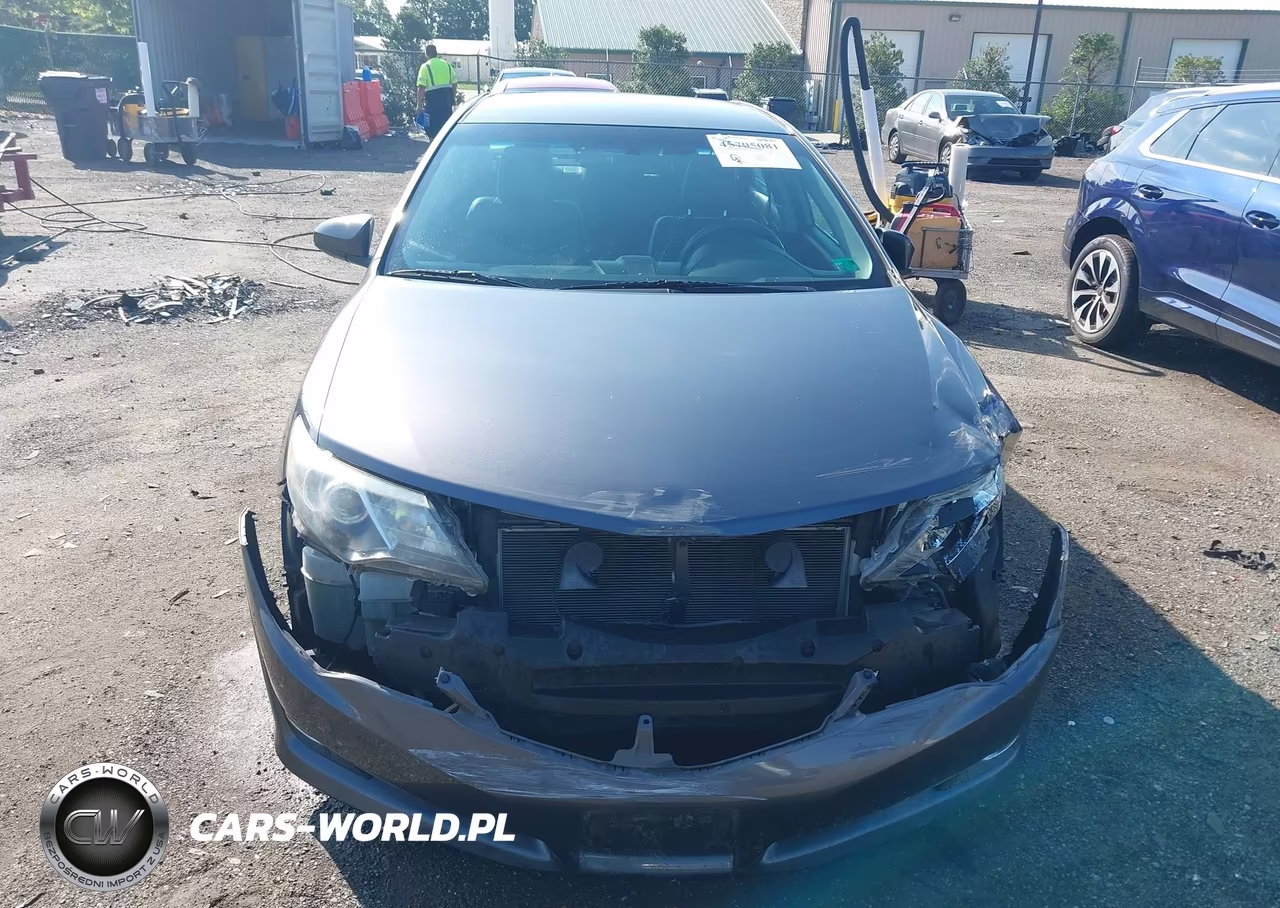 2014 Toyota Camry Se VIN:4T1BF1FK5EU321100 - 12