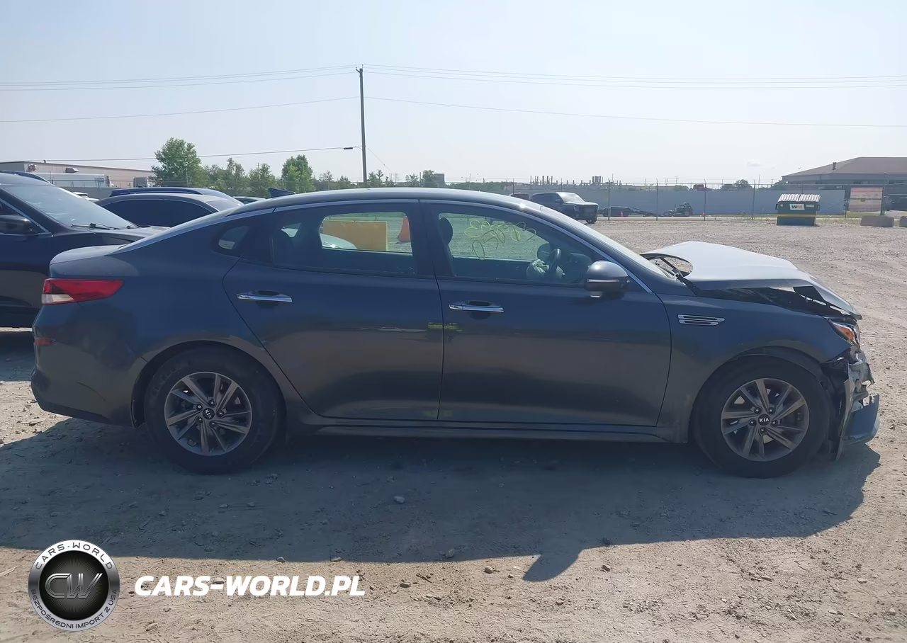 2019 Kia Optima Lx VIN:5XXGT4L3XKG378041 - 13
